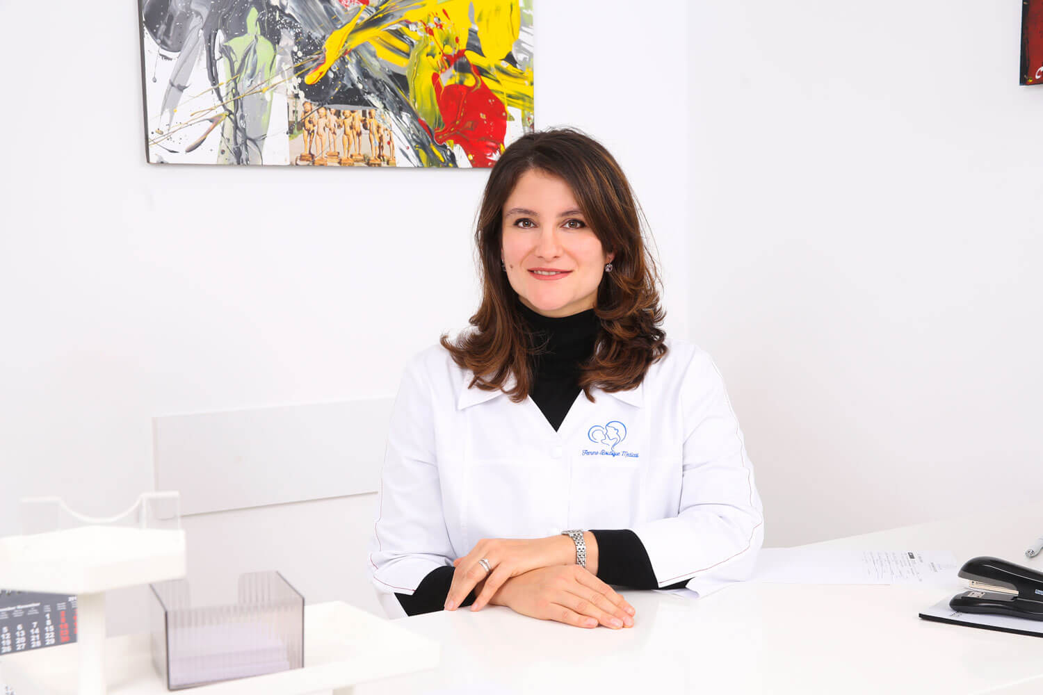 Dr. Cristina Damian - medic specialist obstetrica - ginecologie Femme Boutique Medical I Femmeboutiquemedical.com